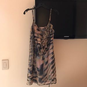 Silky dress with ruffle front detailing